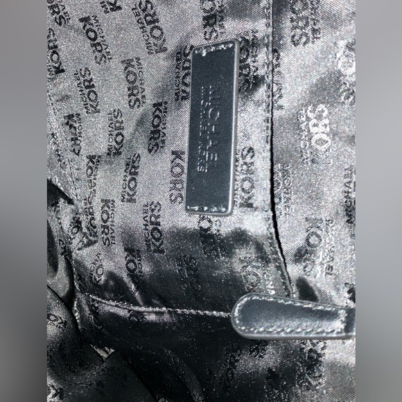 MICHAEL KORS BLACK JET SET TRAVEL SIGNATURE MD TOTE WOMENS HANDBAG PURSE - Picture 13 of 16